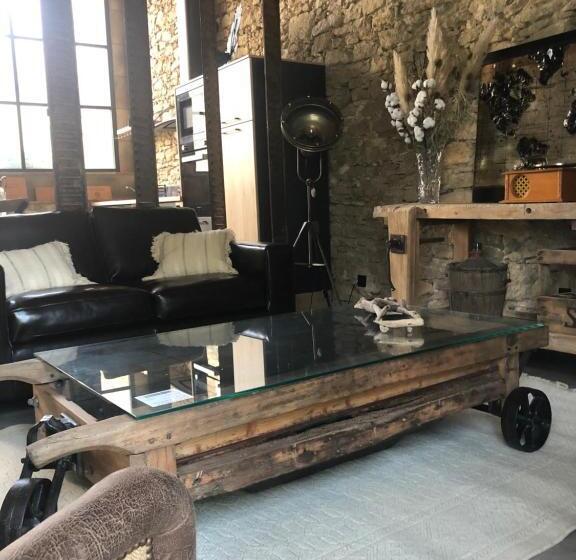 Loft Industriel Privé Climatisé Piscine Intérieure Terrasse Spa Et Jardin