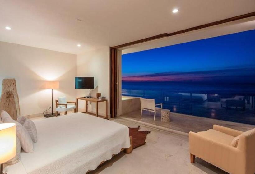 New Oceanfront Luxury Villa In Puerto Vallarta