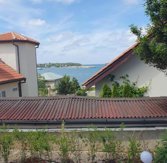 Pensiune студия лилия