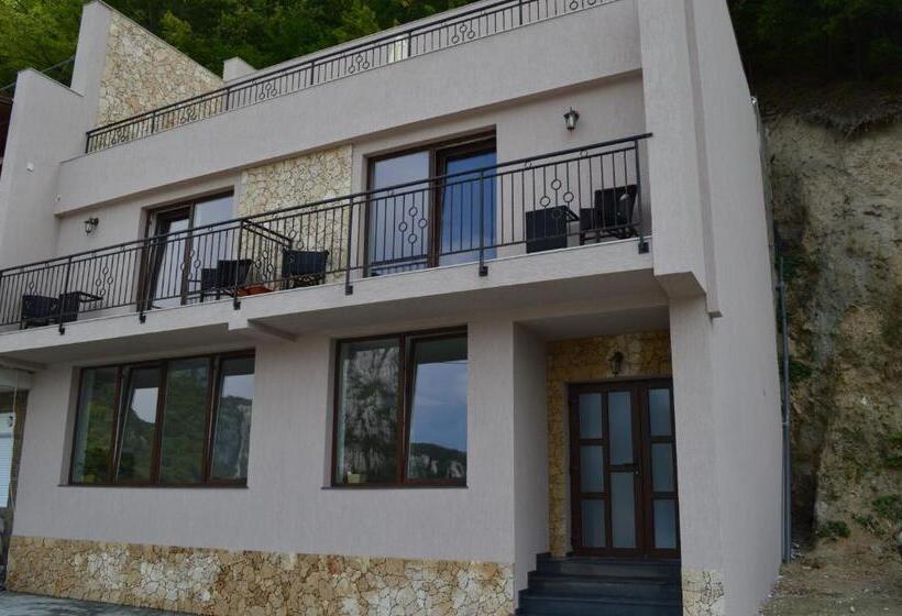 بنسيون Casa Cattaleya