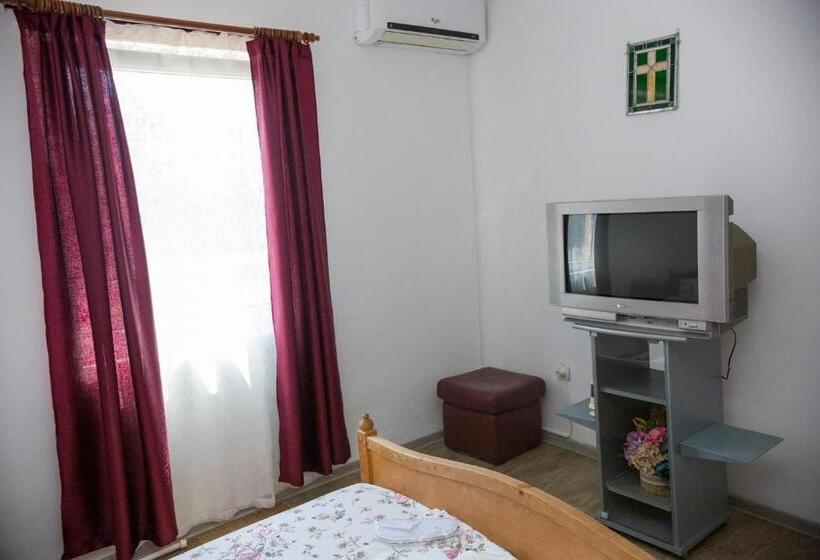 بنسيون Casa Dany