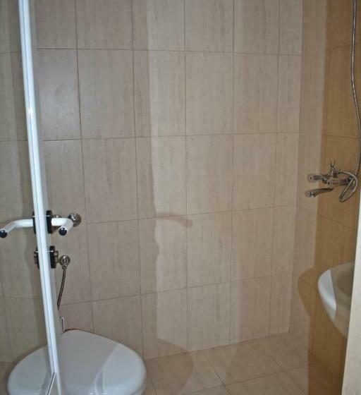 פנסיון Family House Katerini