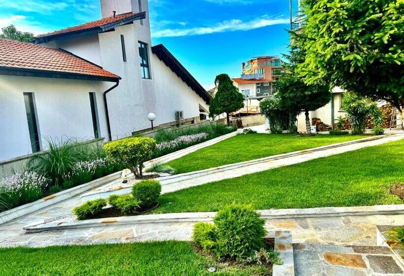 Пансион Guestrooms Stoyanovi