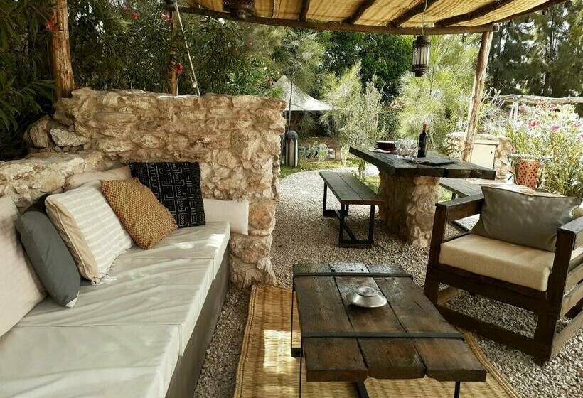 پانسیون Libert Art