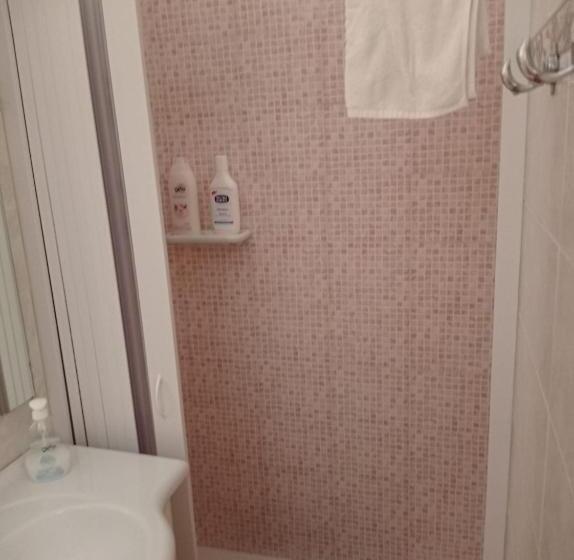 膳宿费 Marielle Maison Red/grey