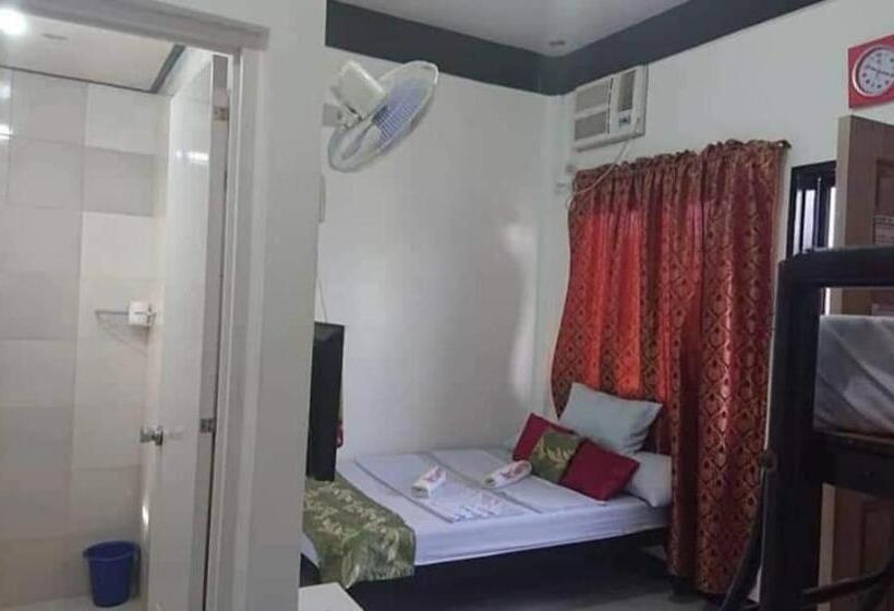 פנסיון Prince Transient House