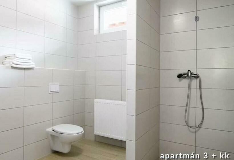 פנסיון Selský Dvůr Perštejn