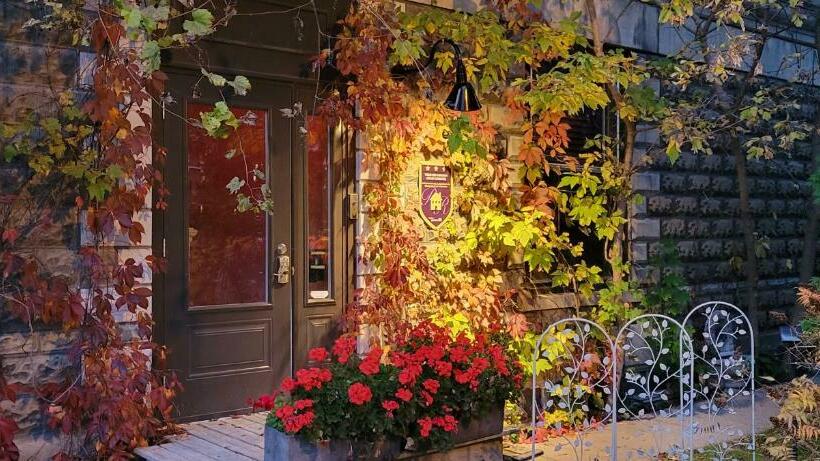 פנסיון Vieux Old Farnham Appart Condotel