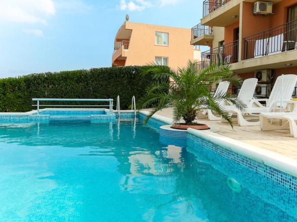 פנסיון Villa Iztok