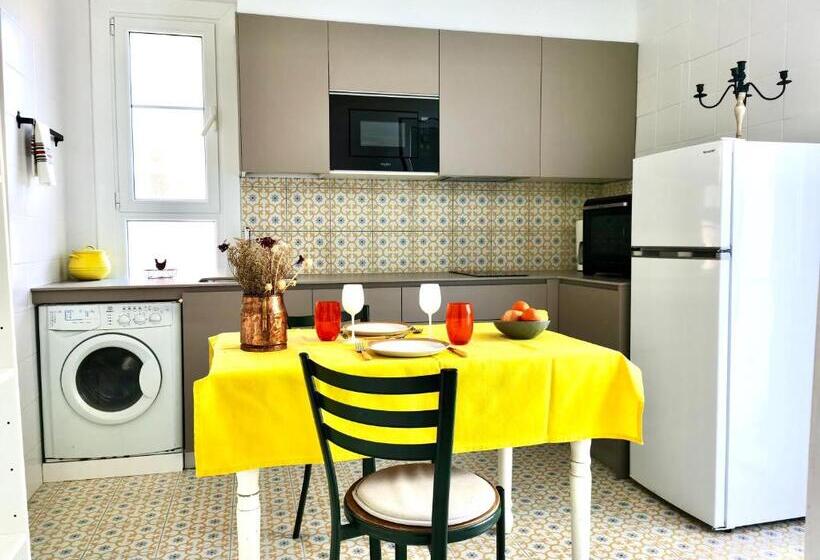 Petit Appartement Dans Une Maison