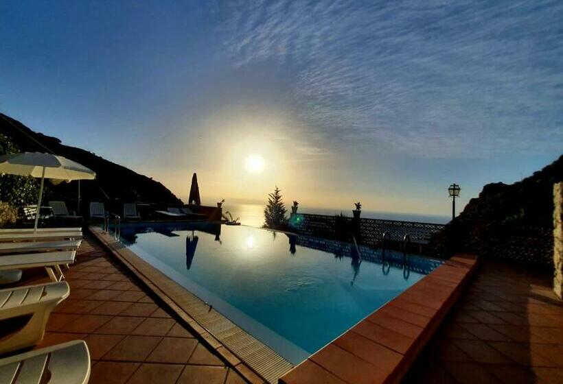 استراحتگاه Villa Zen Taormina