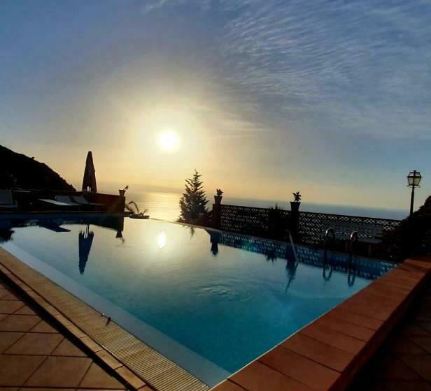 استراحتگاه Villa Zen Taormina