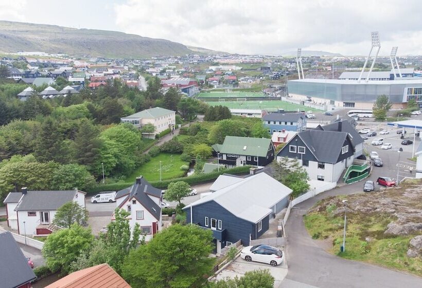 Stadium / Central / Park / Art Gallery