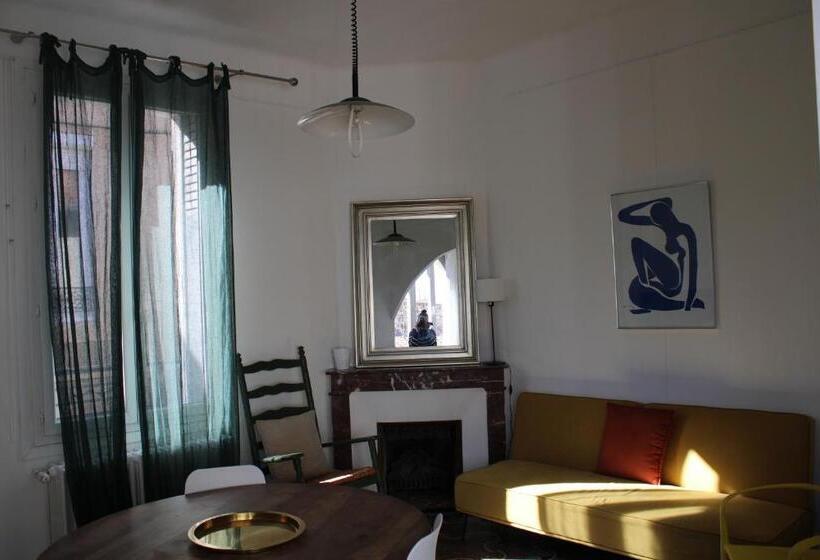 Superbe Appartement Avec Parking Sur Place