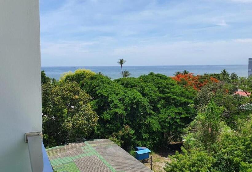 Top Flr Seaview & Rooftop Pool @blu X