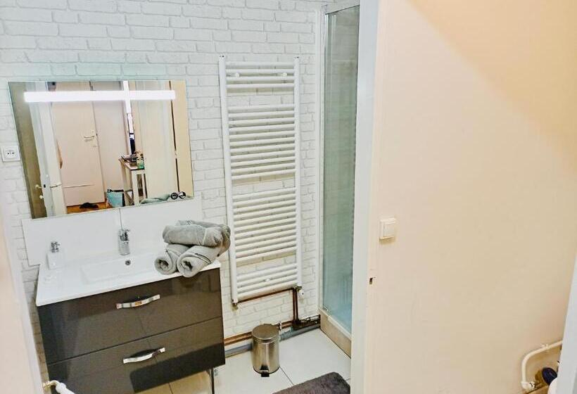 2 Pièces Totalement Rénové Au Cœur De Bourges