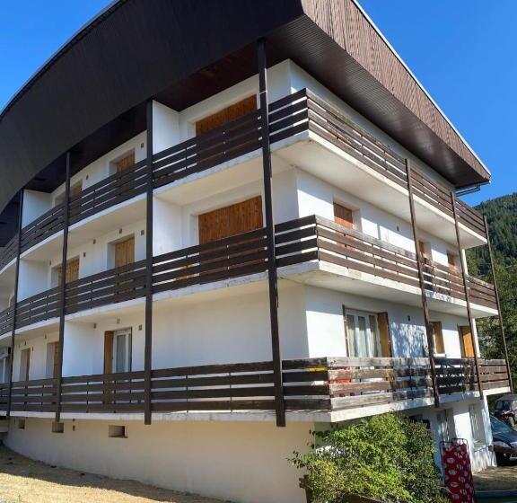 75m With Balcony Near The Slopes!