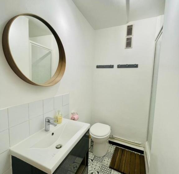 75m With Balcony Near The Slopes!