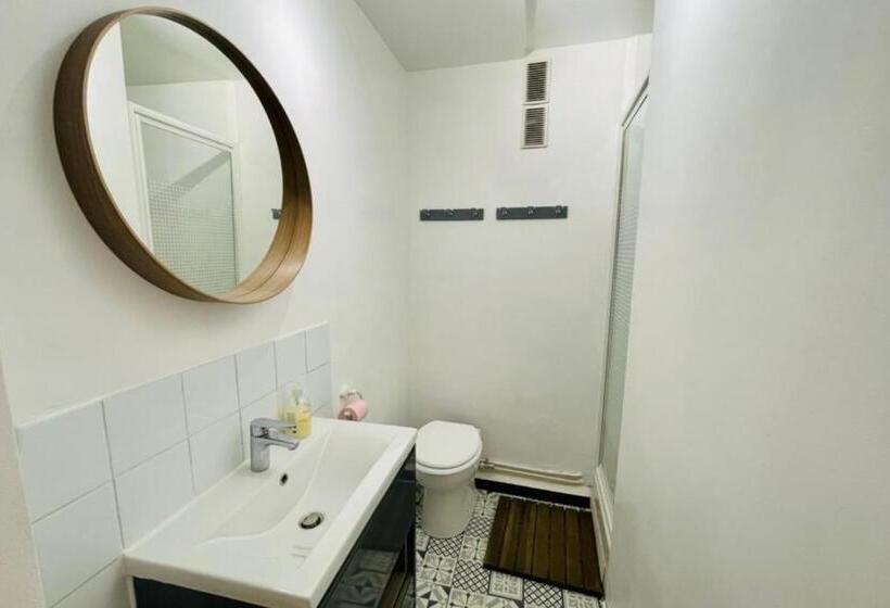 75m With Balcony Near The Slopes!