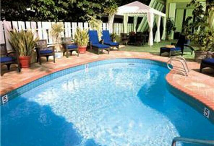 Aloha Surf Condo 1412