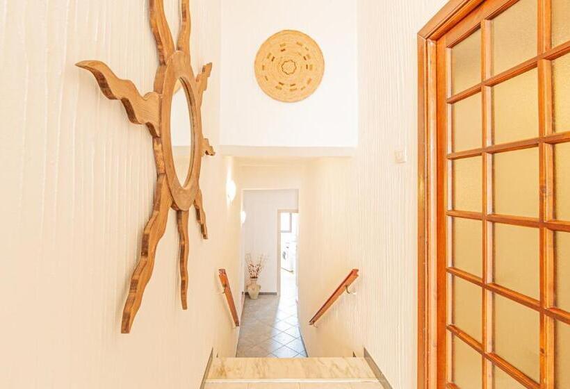 ベッドアンドブレックファースト Affittacamere Nonno Natalino