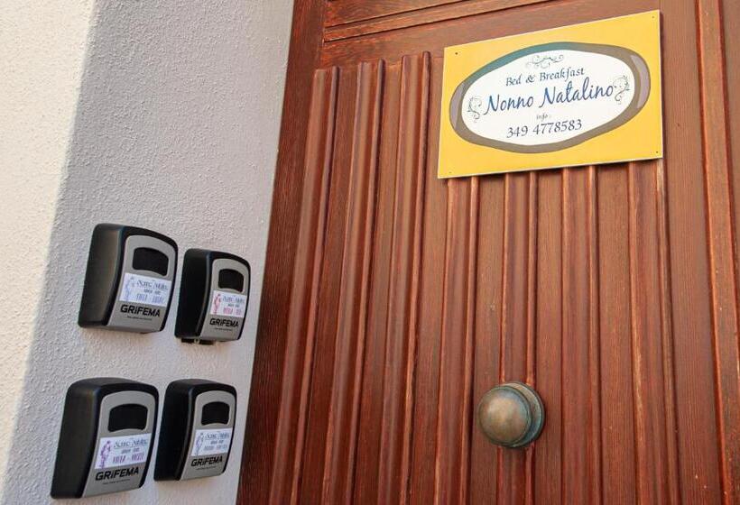 ベッドアンドブレックファースト Affittacamere Nonno Natalino