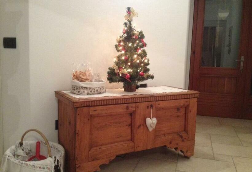 مبيت وإفطار Ai Pianai