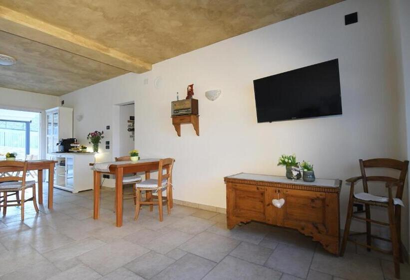 مبيت وإفطار Ai Pianai