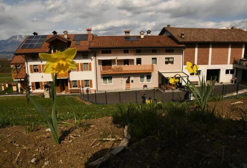 مبيت وإفطار Ai Pianai