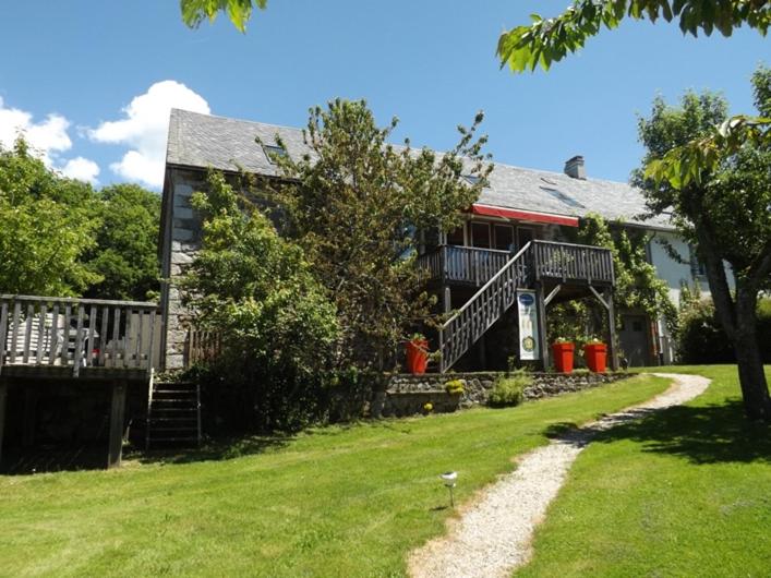 مبيت وإفطار Artense Hotes