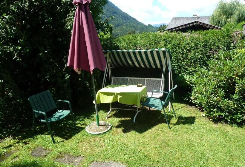 مبيت وإفطار Gaestehaus Staats