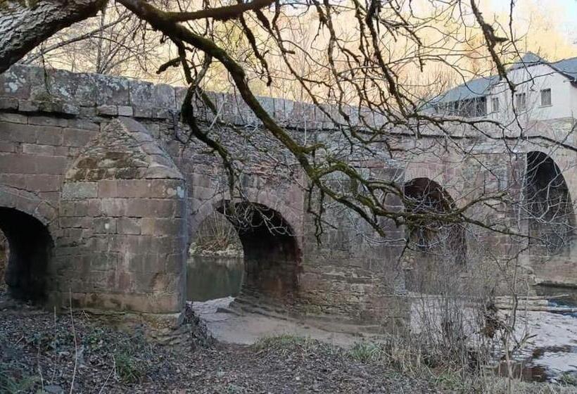 مبيت وإفطار Le Castellou
