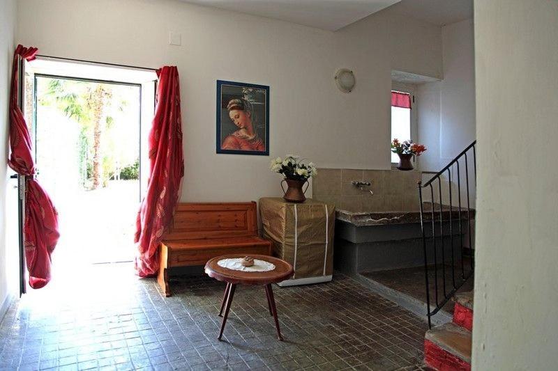 مبيت وإفطار Margarita D Austria