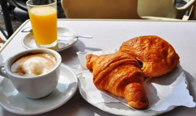 مبيت وإفطار Margarita D Austria