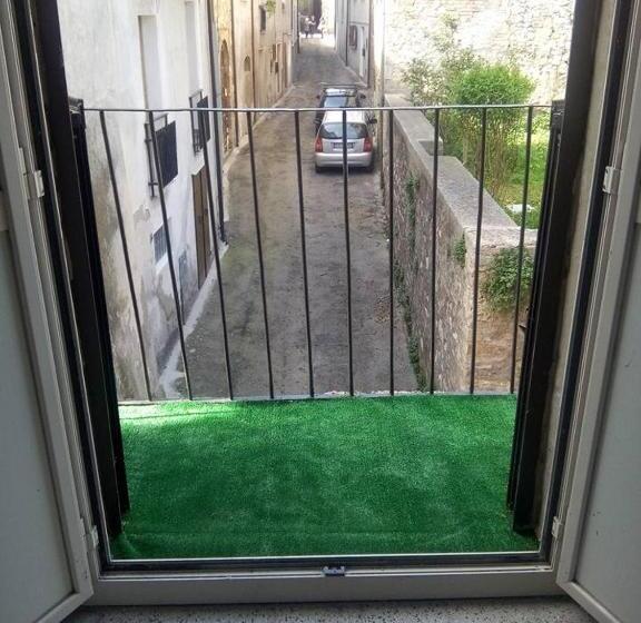 مبيت وإفطار Margarita D Austria