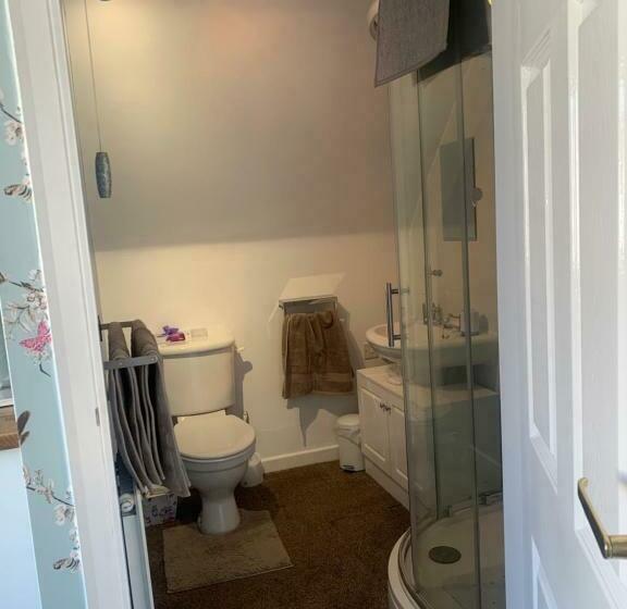 مبيت وإفطار Seaways Cottage Hoylake