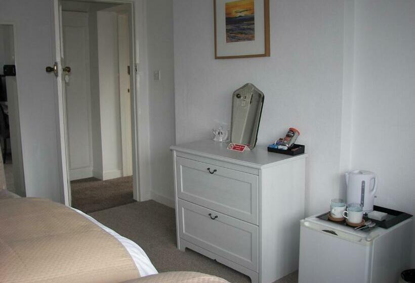 مبيت وإفطار Seaways Cottage Hoylake