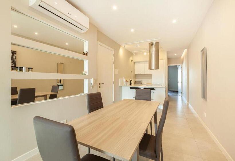 Brand New 1br In Central Malta Hosted By Sweetstay