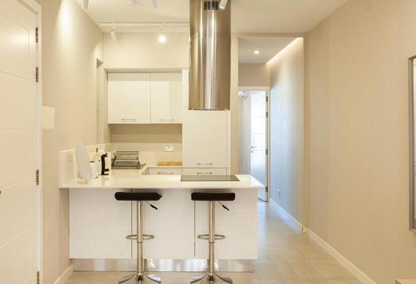 Brand New 1br In Central Malta Hosted By Sweetstay