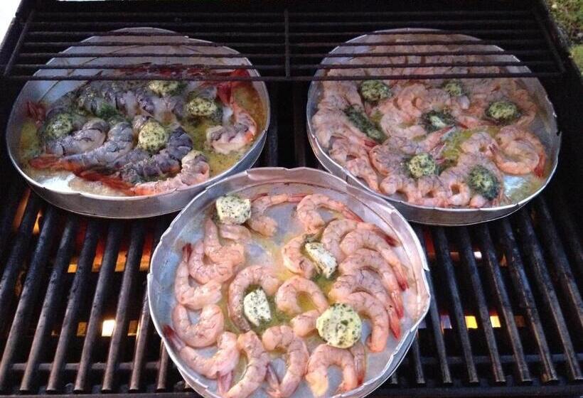 Cabilao Sunset Dive & Beach Resort