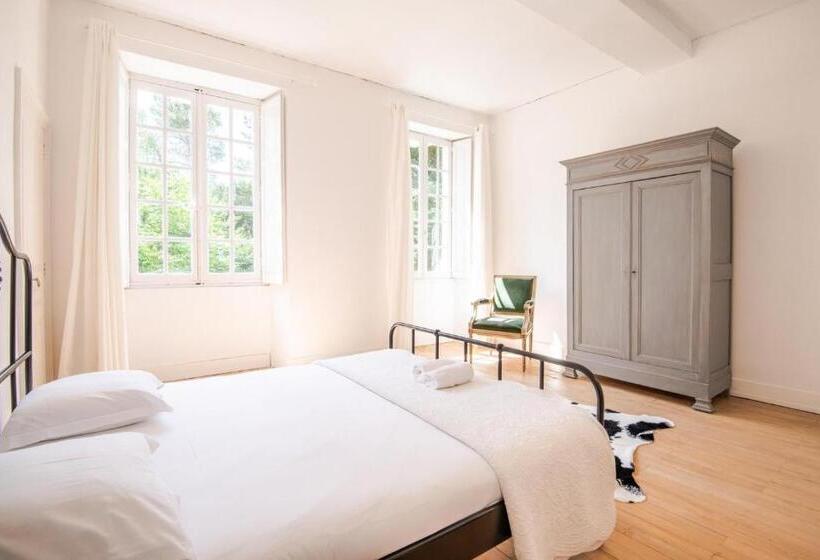 Castle Life At Saint Benoît La Forêt