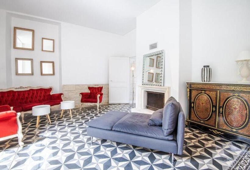 Castle Life At Saint Benoît La Forêt