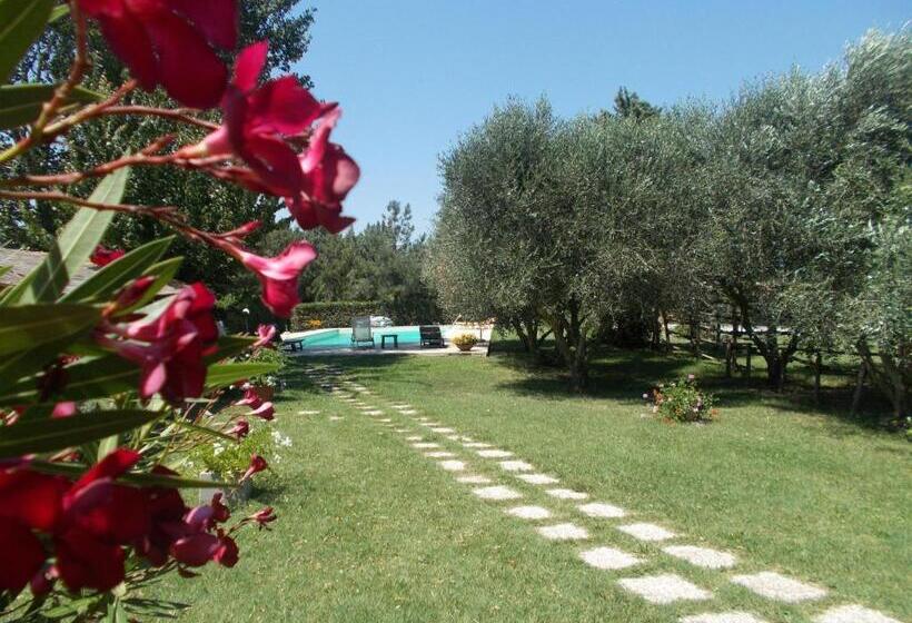 هتل Agriturismo Camera Dei Ladri