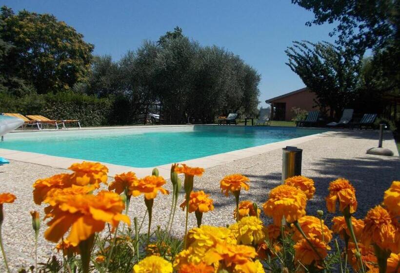 هتل Agriturismo Camera Dei Ladri