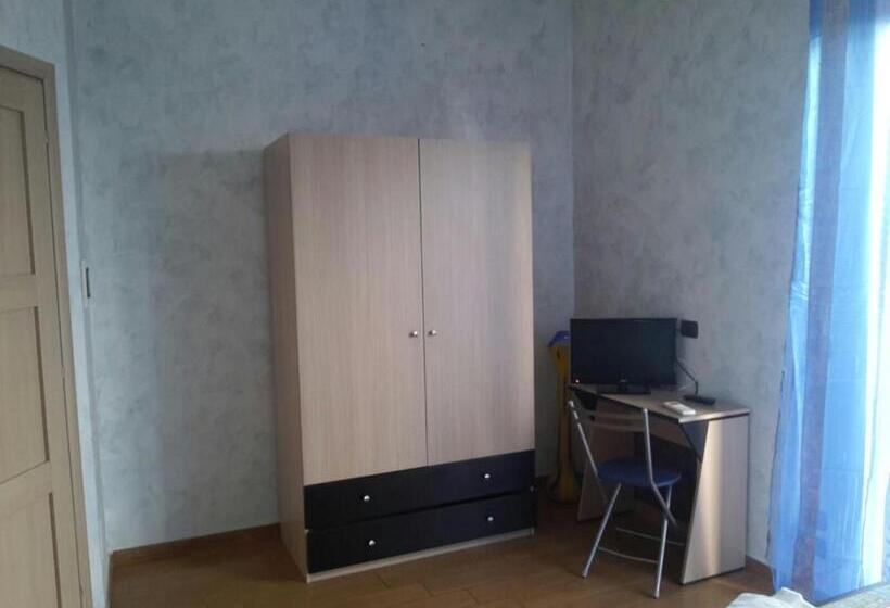 فندق Agriturismo L Antico Carro