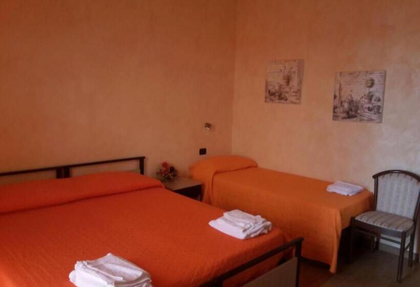 فندق Agriturismo L Antico Carro