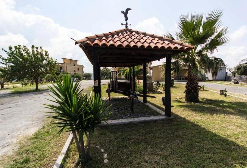 ホテル Agriturismo L Antico Carro