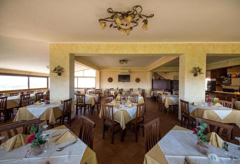 فندق Agriturismo L Antico Carro