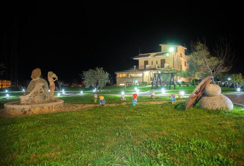 فندق Agriturismo L Antico Carro