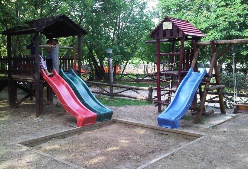 فندق Agriturismo Mezzaluna